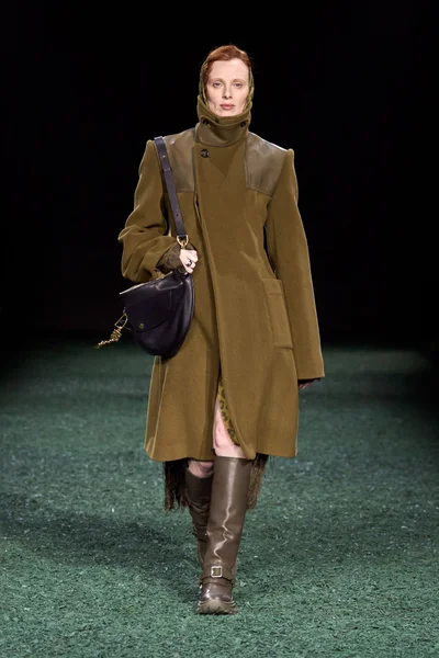 Look 20